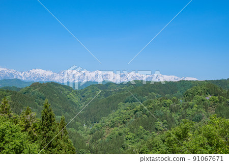從長野市中條眺望北阿爾卑斯[初夏] 91067671