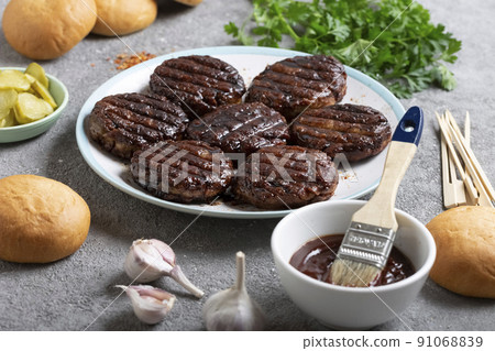 Delicious grilled cutlets and fresh buns 91068839