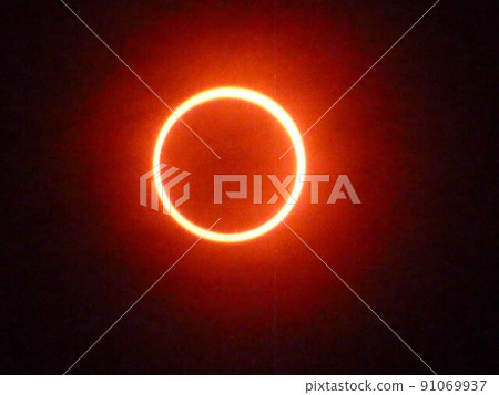 2012 anniversary gold ring eclipse 91069937