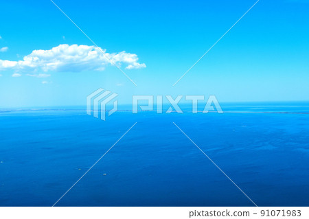 Spectacular view of Lake Saroma from the observatory Spectacular view of Lake Saroma from the observatory 91071983