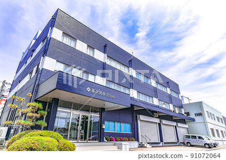 Tsubame City, a long-established kitchen knife maker "Tojiro" 91072064