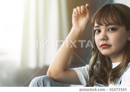 portrait, portraits, female 91073565