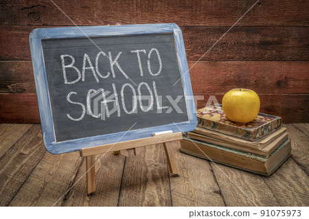 back to school blackboard sign on rustic wood back to school blackboard sign on rustic wood 91075973
