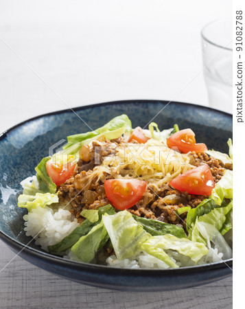 Taco rice  91082788