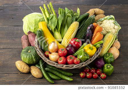 Colorful vegetables Vegetable set 91085332