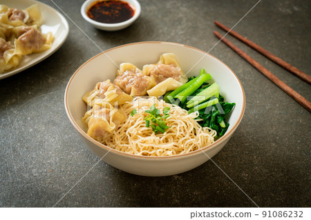 dried egg noodles with pork wonton or pork dumplings without soup 91086232