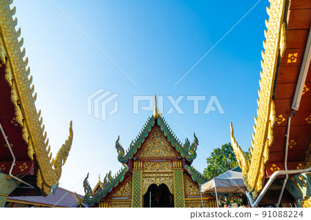 Wat Phra That Doi Kham (Temple of the Golden Mountain) 91088224