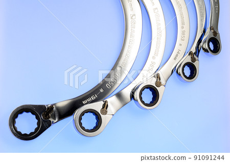 Tool wrench Tool wrench 91091244