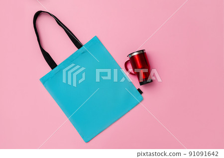 Textile shopping bag and coffee cup flat lay Textile shopping bag and coffee cup flat lay 91091642