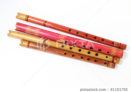 Quena and Pinkujo, folk instruments of Latin American music Quena and Pinkujo, folk instruments of Latin American music 91101795