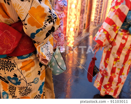 Kimono that looks like rain 91103011