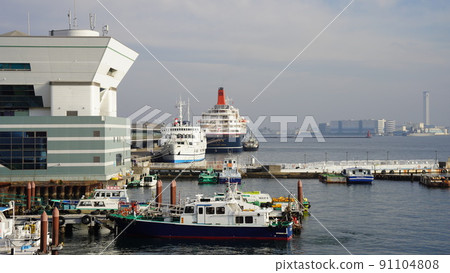 Yokohama, Osanbashi Pier 91104808