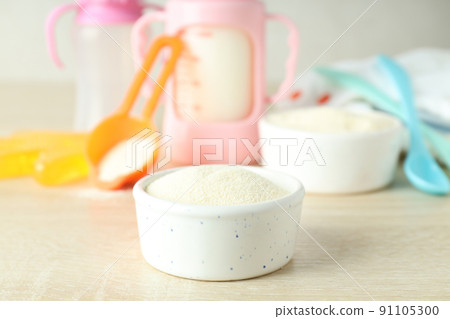 Concept of baby food with podered milk 91105300