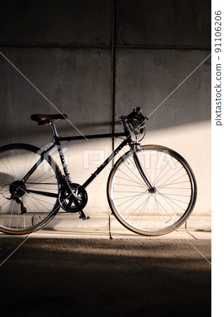 Soak up the morning sun when commuting Soak up the morning sun when commuting 91106206