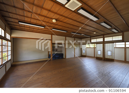 Chizu Fire Brigade Honmachi Branch Chizu Inn (Chizu Town, Yazu District, Tottori Prefecture) 91106594