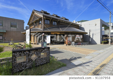 Chizu Town General Information Center (Chizu Town, Yazu District, Tottori Prefecture) 91107958