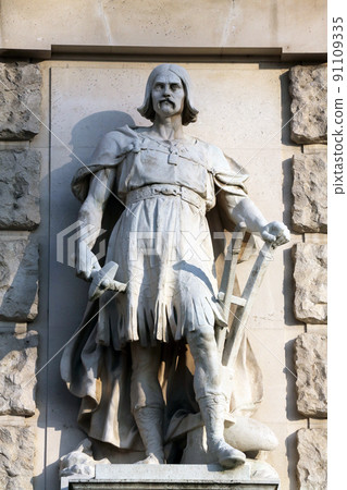 Johann Koloc: Slav, on the facade of the Neuen Burg on Heldenplatz in Vienna, Austria Johann Koloc: Slav, on the facade of the Neuen Burg on Heldenplatz in Vienna, Austria 91109335