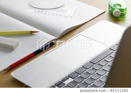 筆記本電腦和文具 91111293