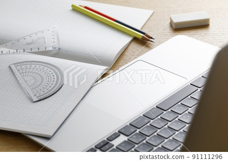 筆記本電腦和文具 91111296