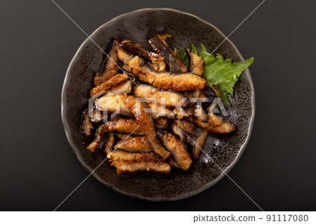 深蒸切碎的山洞蒲燒 91117080