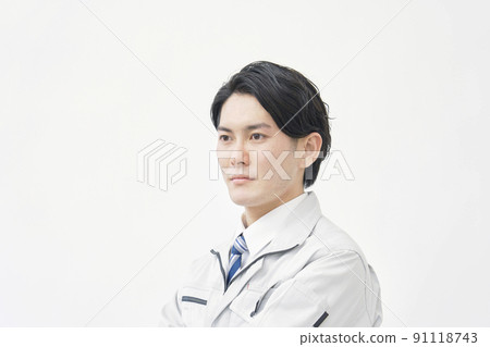 工人肖像白色背景 91118743