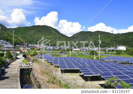Summer 2021. Scenery from the train window between Saidaiji Station on the Ako Line and Banshu-Ako Summer 2021. Scenery from the train window between Saidaiji Station on the Ako Line and Banshu-Ako 91119147