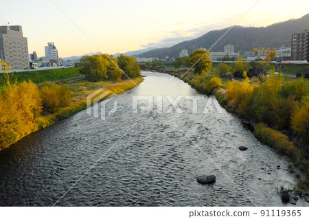 豐平河沿岸風光 豐平河沿岸風光 91119365