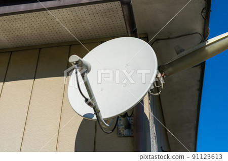 parabolic antenna, antenna, blue sky 91123613