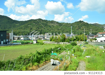 2021 年。山陽本線相井站和姬路站之間的車窗風景 2021 年。山陽本線相井站和姬路站之間的車窗風景 91124313