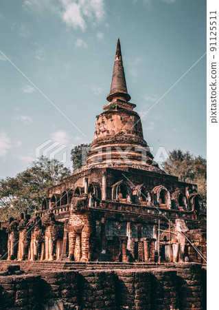 Wat Chedi Chet Thaeo or Wat Chedi Chet Thaew in Si Satchanalai historical park 91125511
