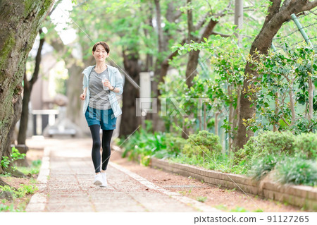 Running, running, walking, exercise, women Running, running, walking, exercise, women 91127265