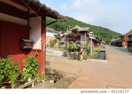 福井縣三方中郡若狹町熊川宿的傳統日式房屋景觀 91128177