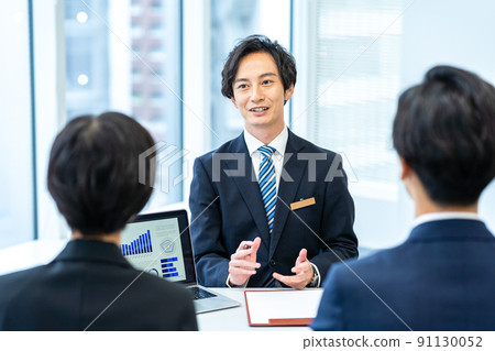 Businessman to open Businessman to open 91130052