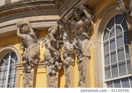 Frederick II's beloved Sanssouci Palace and Gardens Frederick II's beloved Sanssouci Palace and Gardens 91130598