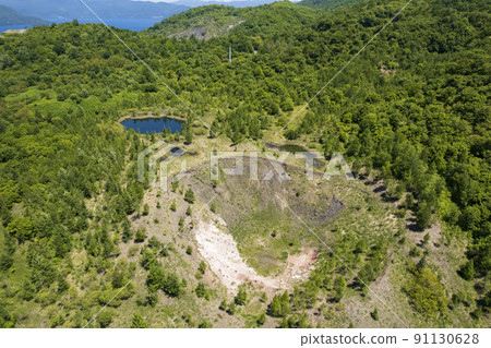 Aerial view of Toya Nishiyama foot crater (crater group) Aerial view of Toya Nishiyama foot crater (crater group) 91130628