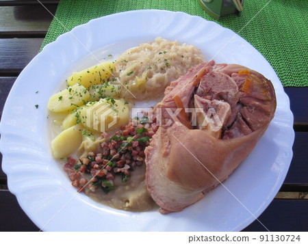 Berlin's specialty, Eisbein 91130724