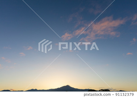 六月的天空 91132379