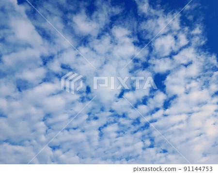 Sky clouds, altocumulus clouds Sky clouds, altocumulus clouds 91144753