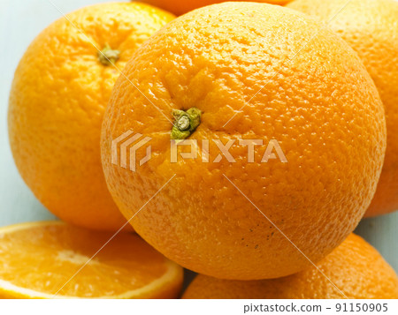 Fresh ripe oranges Fresh ripe oranges 91150905