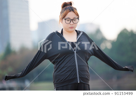 Asian fat girl in sportswear Asian fat girl in sportswear 91153499