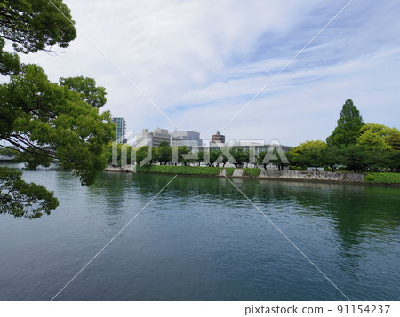 Motoyasu River (Hiroshima City, Hiroshima Prefecture) Motoyasu River (Hiroshima City, Hiroshima Prefecture) 91154237