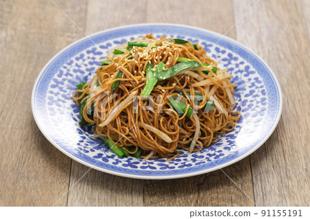 Chow Mein 91155191