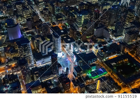 Toronto, Canada - Dundas Square at night 91155519