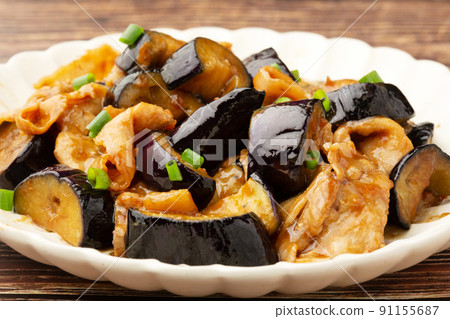 Stir-fried eggplant and pork with miso Stir-fried eggplant and pork with miso 91155687