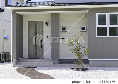 房子的外部入口方法 91180376