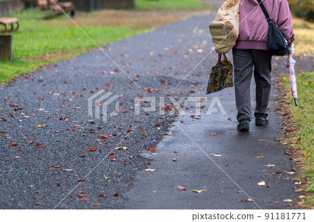 senior, aged, elderly 91181771