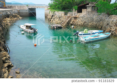 Kitagi Island, the largest island in the Kasaoka Islands, revetment landscape of Sennohama (Venice of Kitagi) 1 Kasaoka City, Okayama Prefecture Kitagi Island, the largest island in the Kasaoka Islands, revetment landscape of Sennohama (Venice of Kitagi) 1 Kasaoka City, Okayama Prefecture 91181829