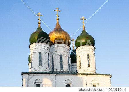cupola of Assumption Cathedral of Kolomna Kremlin 91191044