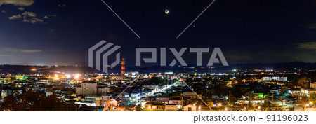 城市夜景“夜景、新月星空和溫泉街景”菊池市 城市夜景“夜景、新月星空和溫泉街景”菊池市 91196023