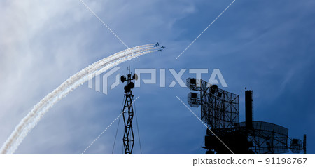 Air defense raiders of military mobile anti-aircraft complexes (radar is designed and automatic tracking of targets and missiles) against the background of the flight of modern combat fighters,Russia Air defense raiders of military mobile anti-aircraft complexes (radar is designed and automatic tracking of targets and missiles) against the background of the flight of modern combat fighters,Russia 91198767